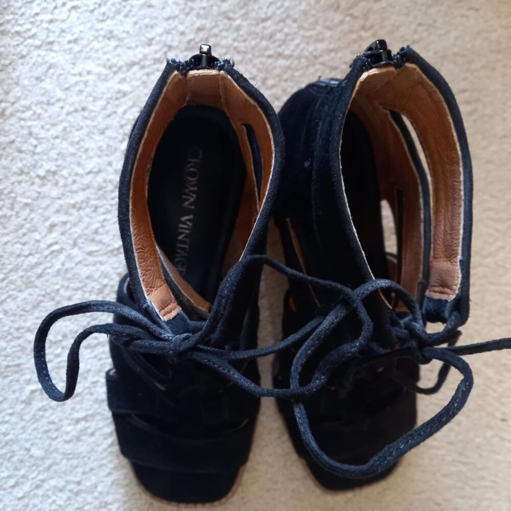 Black Suede Lace-Up Heel Sandal - Crown Vintage - Size 8.5 - Picture 4 of 6